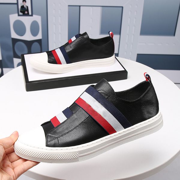 Striped Trendy Casual Breathable Men's Sneakers Non-slip Versatile Embroidery Outdoor Shock absorption Small white shoes Sports shoes
Striped Trendy Casual Breathable Men's Sneakers Non-slip Versatile Embroidery Outdoor Shock absorption Small white shoes Sports shoes