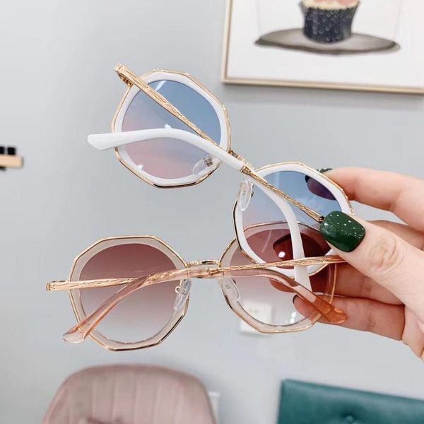 sunglasses kids fashion irregular boys girls baby eyewear children shades luxury sun glasses, White;black
sunglasses kids fashion irregular boys girls baby eyewear children shades luxury sun glasses, White;black