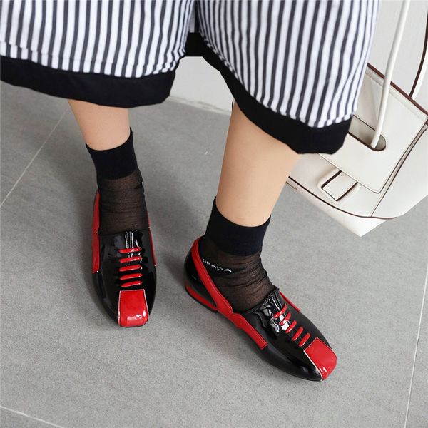 2020 spring and summer fashion new single shoes thick heel lace-up british style fight, Black
2020 spring and summer fashion new single shoes thick heel lace-up british style fight, Black