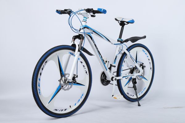 20ss new trend bicycle 26-inch 21-speed three-pole aluminum alloy mountain bike racing men and women cycling racing
20ss new trend bicycle 26-inch 21-speed three-pole aluminum alloy mountain bike racing men and women cycling racing
