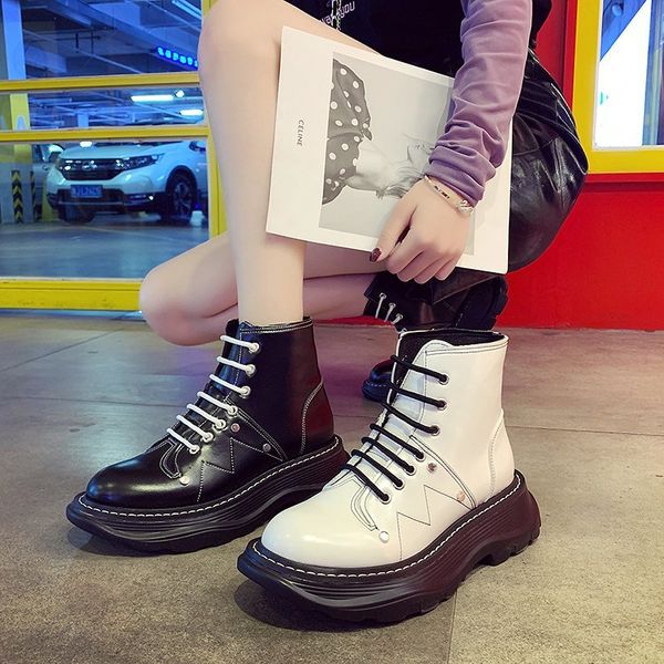 autumn boots women 2020 fashion casual all-match mid-tube boots comfortable non-slip wear-resistant platform women, Black
autumn boots women 2020 fashion casual all-match mid-tube boots comfortable non-slip wear-resistant platform women, Black