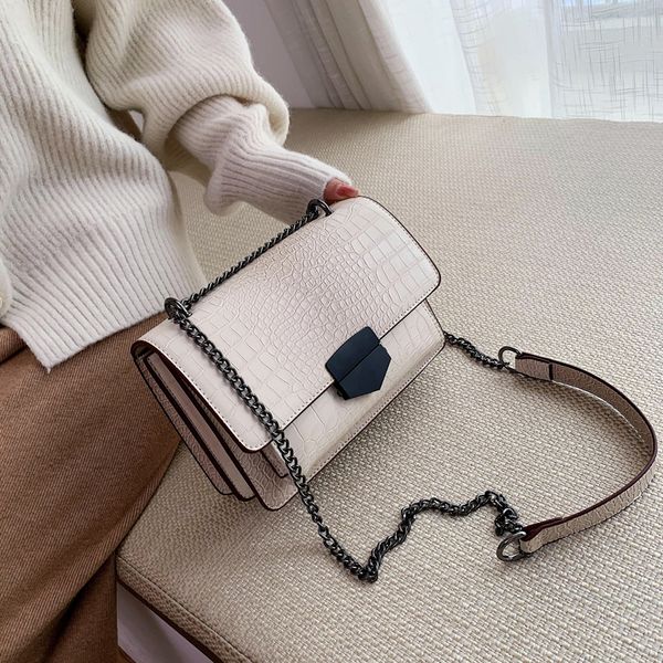 solid color crocodile pattern pu leather crossbody bags for women retro organ small shoulder messenger bag female chain handbags
solid color crocodile pattern pu leather crossbody bags for women retro organ small shoulder messenger bag female chain handbags