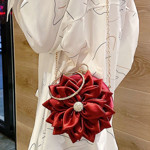 meal bag 2020 new handbag sweet cute wind bracelet chain bag three-dimensional flower women's shoulder crossbody
meal bag 2020 new handbag sweet cute wind bracelet chain bag three-dimensional flower women's shoulder crossbody