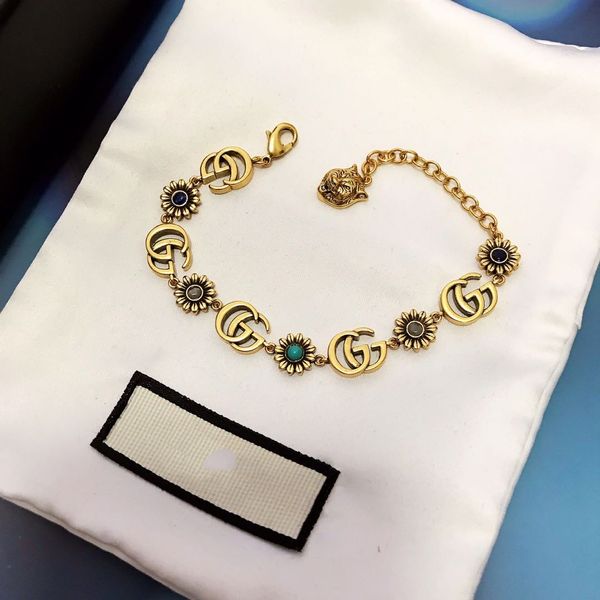 las letras europeas y pulsera clásico de latón moda americana, pequeña margarita señora al por mayor pulsera de temperamento, con cajas
las letras europeas y pulsera clásico de latón moda americana, pequeña margarita señora al por mayor pulsera de temperamento, con cajas