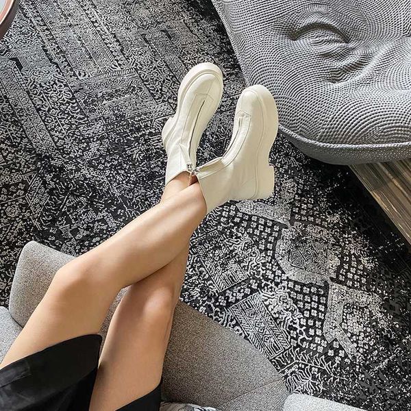 leather soft round head front zipper white fashion joker british thick heel short barrel boots women 2020 new, Black
leather soft round head front zipper white fashion joker british thick heel short barrel boots women 2020 new, Black