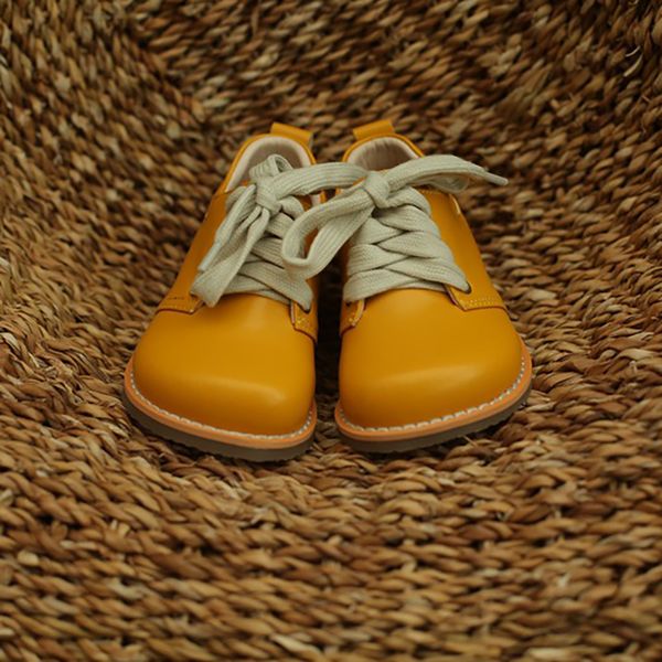 2020 spring and autumn middle tube lace up small and medium-sized children' antiskid breathable casual leather single boot, Black;grey
2020 spring and autumn middle tube lace up small and medium-sized children' antiskid breathable casual leather single boot, Black;grey