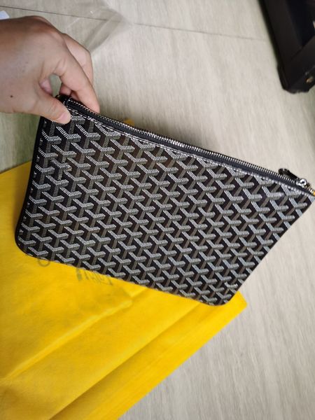 paris style luxury famous designer men and women classic fashion large size g-a clutch purse hand bag wallet 
paris style luxury famous designer men and women classic fashion large size g-a clutch purse hand bag wallet