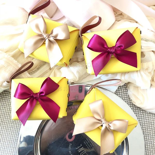 25pcs yellow wedding baby shower birthday guests event party candy gift favor macaron pu leather candy box
25pcs yellow wedding baby shower birthday guests event party candy gift favor macaron pu leather candy box