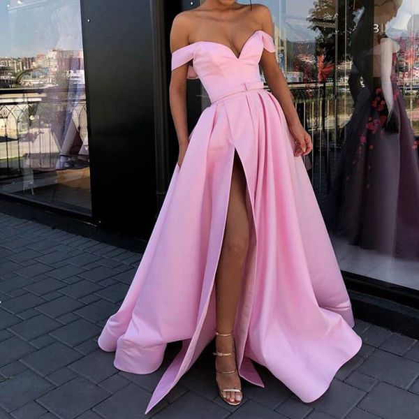 european and american evening dress 2020 fashion dream long banquet temperament noble host dress female, Black;pink
european and american evening dress 2020 fashion dream long banquet temperament noble host dress female, Black;pink