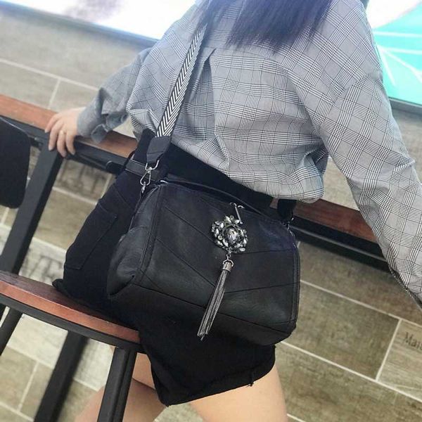 мода pu soft сумки кожа messenger повседневная кисточкой сумки на ремне, средних лет женщина сумка сумки конструктора sac главная femme
мода pu soft сумки кожа messenger повседневная кисточкой сумки на ремне, средних лет женщина сумка сумки конструктора sac главная femme