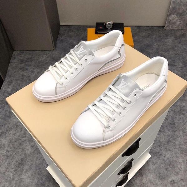2021y summer new leather men 's comfortable sports shoes ,fashion wild casual shoes ,original box packaging 38 -44, Black
2021y summer new leather men 's comfortable sports shoes ,fashion wild casual shoes ,original box packaging 38 -44, Black