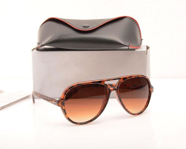 fashion glasses classic mens sunglasses luxury womens sunglasses brand designer sun glasses uv400 protection sunglasses with cases and boxs, White;black
fashion glasses classic mens sunglasses luxury womens sunglasses brand designer sun glasses uv400 protection sunglasses with cases and boxs, White;black