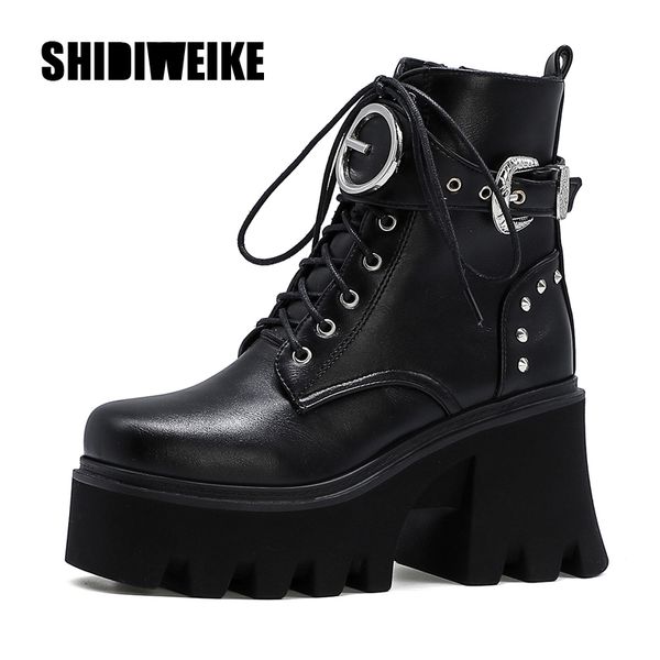 new chain women leather autumn boots block heel gothic black punk style platform shoes female footwear v156
new chain women leather autumn boots block heel gothic black punk style platform shoes female footwear v156