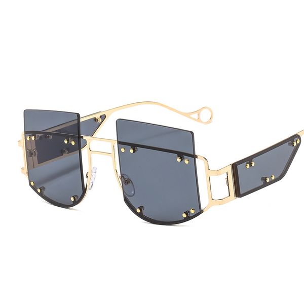 designer new selling eyewear trend personality metal punk sunglasses fashion men and women with the same paragraph anti-uv glasses, White;black
designer new selling eyewear trend personality metal punk sunglasses fashion men and women with the same paragraph anti-uv glasses, White;black