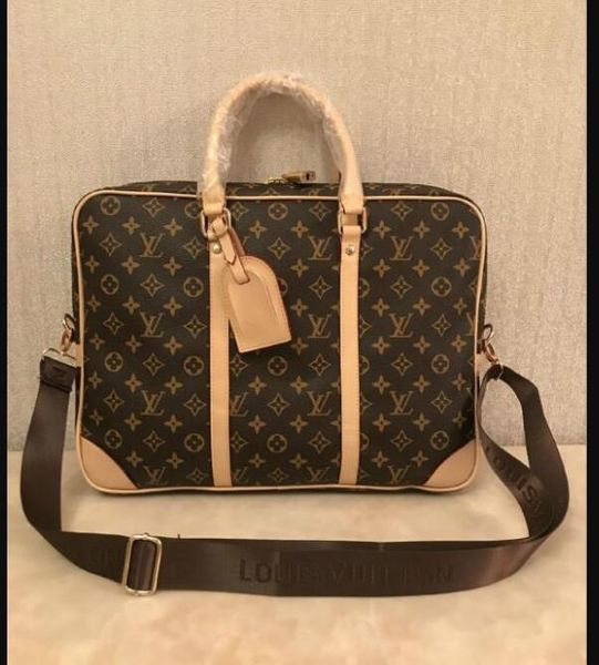 neue ankunft art und weise 15.6 laptasche kreuzschulter notebook business aktentasche laptasche mit männern messenger tasche 123
neue ankunft art und weise 15.6 laptasche kreuzschulter notebook business aktentasche laptasche mit männern messenger tasche 123