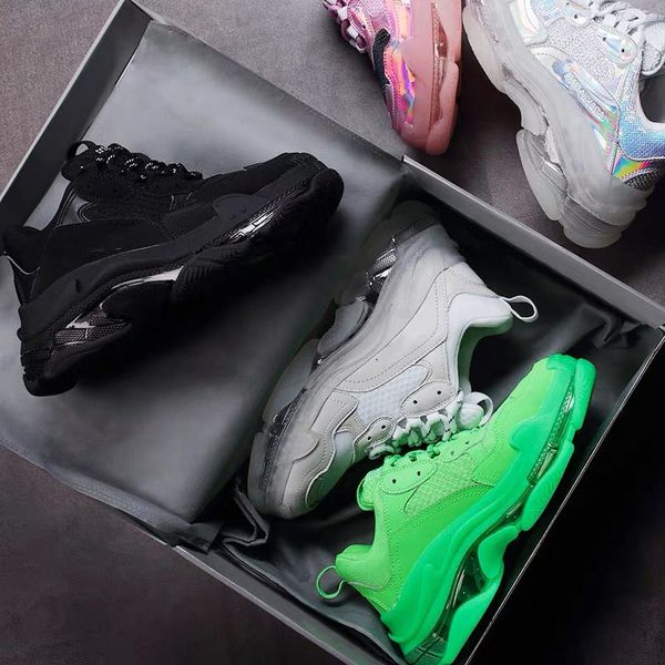 2019 новый роскошный париж balenciaga тройной 3,0 дизайнер папа кроссовки кристалл донные обувь для мужчин женщин ретро вскользь спортивной, Black
2019 новый роскошный париж balenciaga тройной 3,0 дизайнер папа кроссовки кристалл донные обувь для мужчин женщин ретро вскользь спортивной, Black