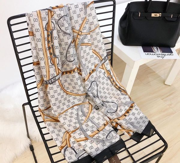 italy brand letter design 100%silk scarf for women scarf shawl wrapped in 180 * 90 cm of letter scarf printed with spring a11010, Blue;gray
italy brand letter design 100%silk scarf for women scarf shawl wrapped in 180 * 90 cm of letter scarf printed with spring a11010, Blue;gray