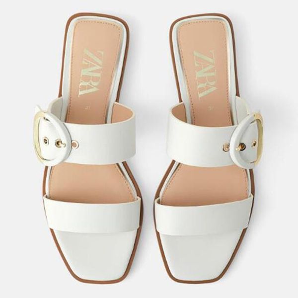 2020 new summer leisure shoes square head women's slippers flat with leather belt buckle fashion non-slip sandals female xx427, Black
2020 new summer leisure shoes square head women's slippers flat with leather belt buckle fashion non-slip sandals female xx427, Black