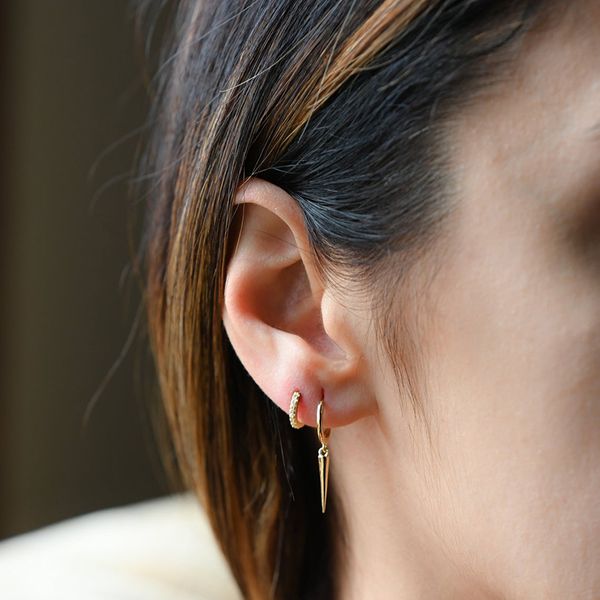 geometry conical hoop earrings 925 sterling silver earrings for women minimalist exquisited rivet lover jewelry 2020 gift, Golden;silver
geometry conical hoop earrings 925 sterling silver earrings for women minimalist exquisited rivet lover jewelry 2020 gift, Golden;silver