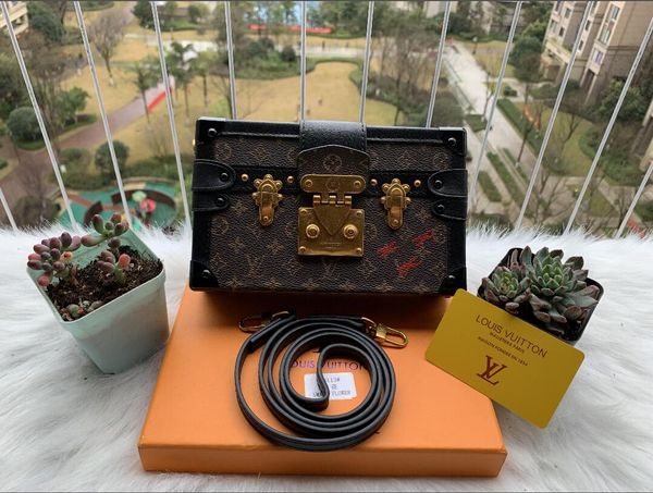 2019 new fashion shoulder bags chain men's and women's classic handbags pu crossbody bags 4
2019 new fashion shoulder bags chain men's and women's classic handbags pu crossbody bags 4
