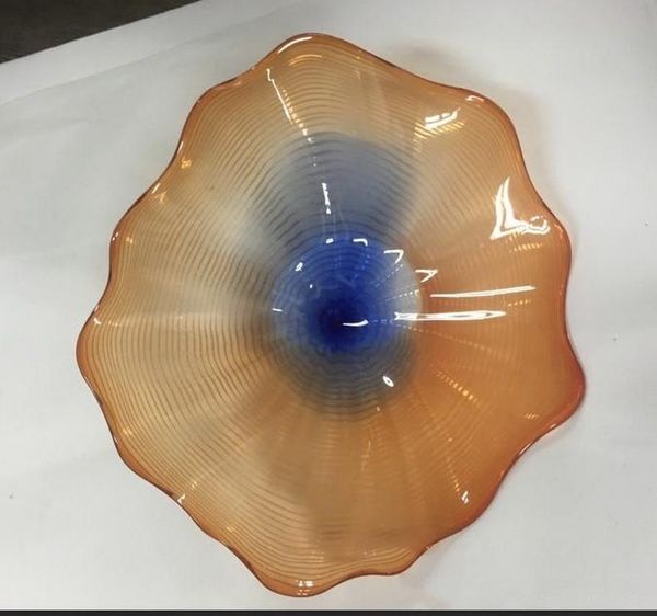 2020 new arrival wall plates decoration oem mouth blown borosilicate glass craft wall lamp
2020 new arrival wall plates decoration oem mouth blown borosilicate glass craft wall lamp