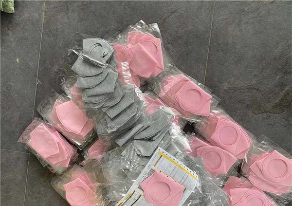 sun mascherine dust-proof designer mask ice fashion section protection masks mask silk face smog black thin face cylzh dhseller
sun mascherine dust-proof designer mask ice fashion section protection masks mask silk face smog black thin face cylzh dhseller