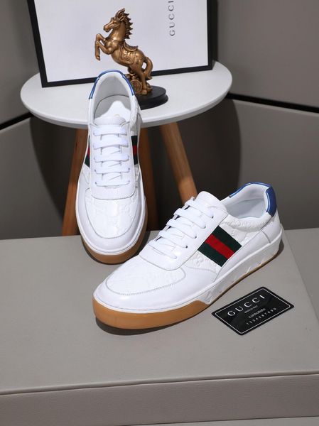 2021e new pattern men 's casual shoes fashion trend wild tide shoes ,comfortable and breathable sports shoes ,original box packaging 3, Black
2021e new pattern men 's casual shoes fashion trend wild tide shoes ,comfortable and breathable sports shoes ,original box packaging 3, Black