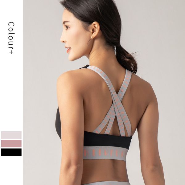 2020 new yoga female fitness vest sports brassiere womens bra wireless body-hugging /30, White;black
2020 new yoga female fitness vest sports brassiere womens bra wireless body-hugging /30, White;black
