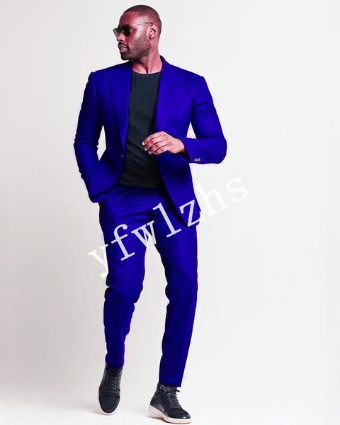 one button groomsmen peak lapel wedding groom tuxedos men suits wedding/prom/dinner man blazer(jacket+tie+pants) t169, Black;gray
one button groomsmen peak lapel wedding groom tuxedos men suits wedding/prom/dinner man blazer(jacket+tie+pants) t169, Black;gray