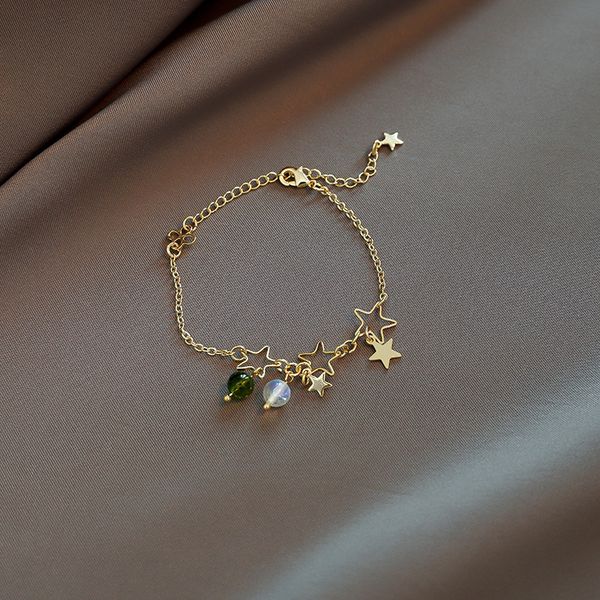 2019 new starry sky pendant bracelet sweet cute size starry moon pendant bracelet pink temperament all-match, Golden;silver
2019 new starry sky pendant bracelet sweet cute size starry moon pendant bracelet pink temperament all-match, Golden;silver