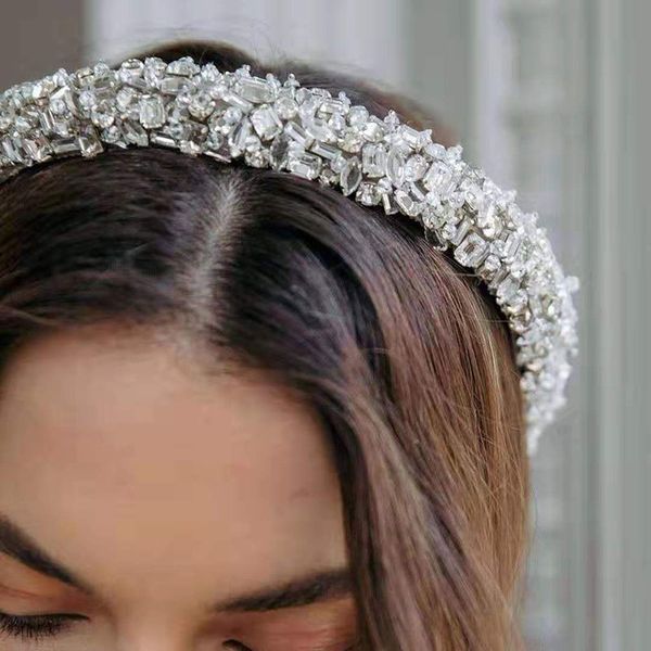 new fashion luxury luxury rhinestone geometric headband bridal dance wild travel hair ladies wild fashionable hair band530, Golden;silver
new fashion luxury luxury rhinestone geometric headband bridal dance wild travel hair ladies wild fashionable hair band530, Golden;silver