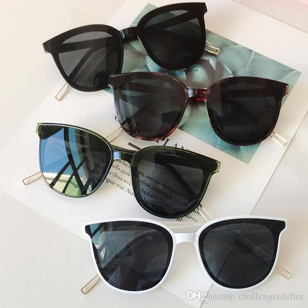 popular black and super sunglasses, men's stars and the net red sunglasses, women's round face lovers street, beach glasses
popular black and super sunglasses, men's stars and the net red sunglasses, women's round face lovers street, beach glasses