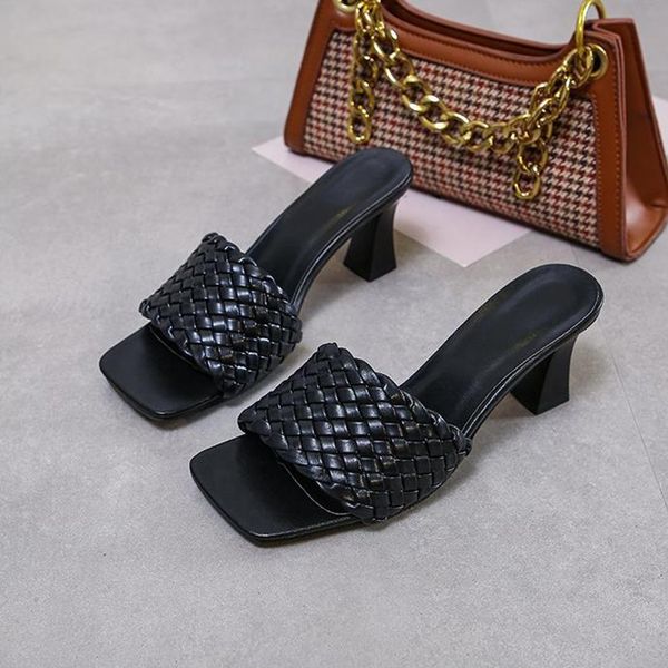 slippers 2021 plain women thick heel large size fashion weave wear-resistant soft bottom sandals platformhigh 8cm beach sli, Black
slippers 2021 plain women thick heel large size fashion weave wear-resistant soft bottom sandals platformhigh 8cm beach sli, Black