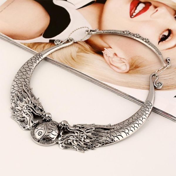 1 pc exaggerated necklace retro necklace ethnic style collar clothing accessories for women lady, Silver
1 pc exaggerated necklace retro necklace ethnic style collar clothing accessories for women lady, Silver