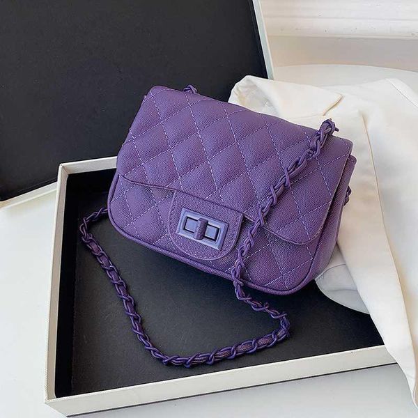 new french design fashion diamond square bag & elegant chain shoulder bag crossbody width 18cm height 13cm thickness 7cm
new french design fashion diamond square bag & elegant chain shoulder bag crossbody width 18cm height 13cm thickness 7cm