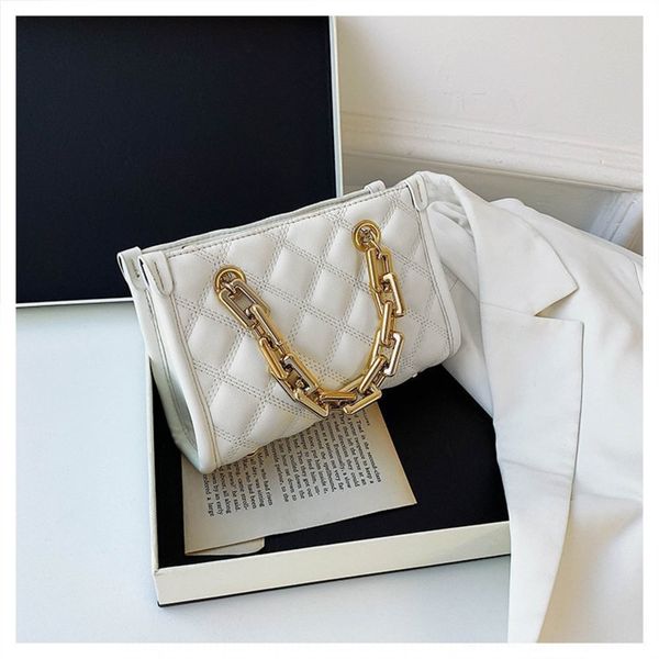 women's 2020 bagshoulder strap small square bagnew fashion diamond chain small square bag ins western style shoulder cross-body bag oks
women's 2020 bagshoulder strap small square bagnew fashion diamond chain small square bag ins western style shoulder cross-body bag oks