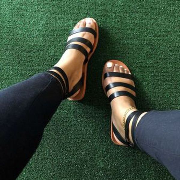 2020 summer new woman's flat sandals roman wind open toe solid color outdoor beach shoes leisure plus size 41, Black
2020 summer new woman's flat sandals roman wind open toe solid color outdoor beach shoes leisure plus size 41, Black
