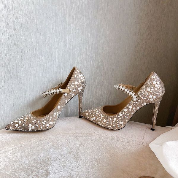 2020 new spring princess wedding shoes, ladies pointed rhinestone pearl rivets, high heels, women's fashion dress shoes, Black
2020 new spring princess wedding shoes, ladies pointed rhinestone pearl rivets, high heels, women's fashion dress shoes, Black