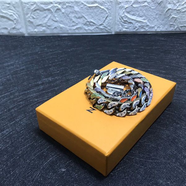 luxury design necklace men and women necklace trendy wild necklace titanium steel statement send box, Silver
luxury design necklace men and women necklace trendy wild necklace titanium steel statement send box, Silver