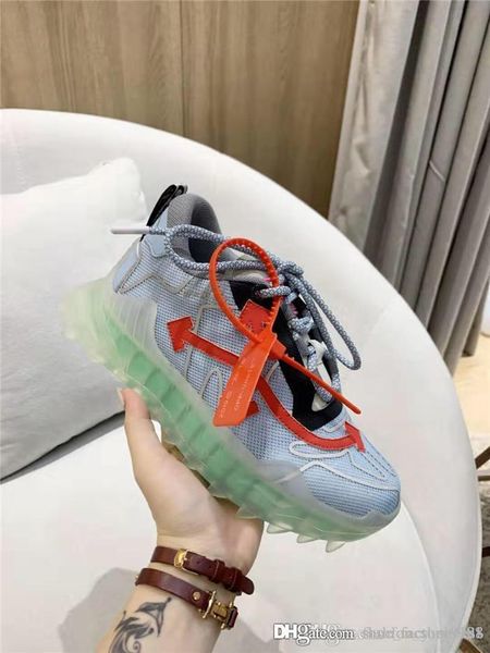 the latest fashion trend of 2020 ladies thick bottom dad shoes fashion luminous surface with transparent sneakers with box 35-41, Black
the latest fashion trend of 2020 ladies thick bottom dad shoes fashion luminous surface with transparent sneakers with box 35-41, Black