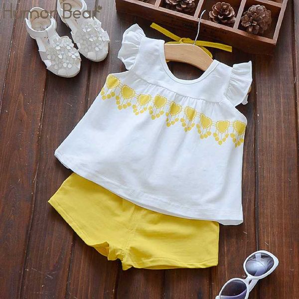 humor bear new girls set 2020 summer flying sleeve printed love + solid color shorts 2pcs kids toddler children clothes, White
humor bear new girls set 2020 summer flying sleeve printed love + solid color shorts 2pcs kids toddler children clothes, White