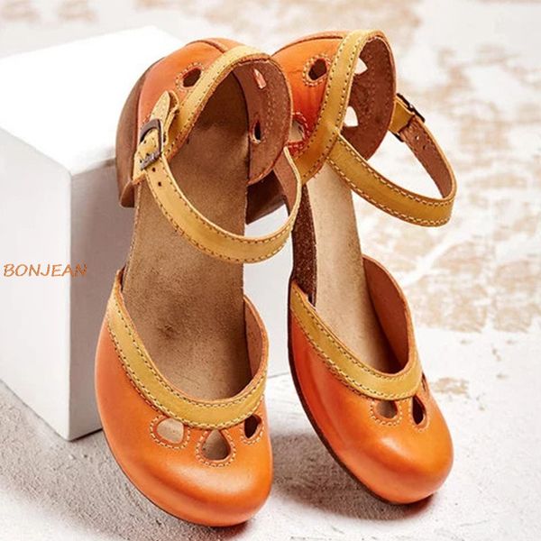 women sandals retro sandals 2020 summer howllow out ladies mid heels woman causal ankle buckle straps summer plus size 34-43, Black
women sandals retro sandals 2020 summer howllow out ladies mid heels woman causal ankle buckle straps summer plus size 34-43, Black