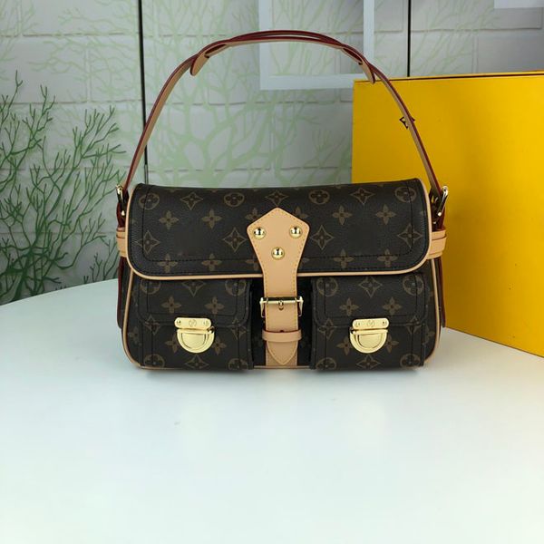 Single shoulder armpit bag handbag wallet backpack main card holder duffle bag women handbags handbag horsebit card holder 2020 new
Single shoulder armpit bag handbag wallet backpack main card holder duffle bag women handbags handbag horsebit card holder 2020 new