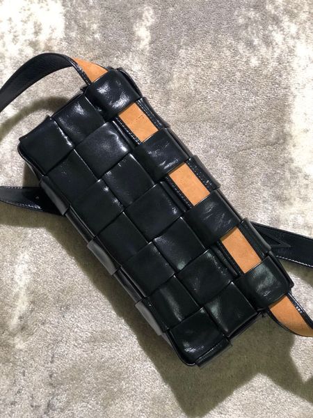 fashionable women's handbag high-end customized quality handbag business leisure brand bag one-shoulder oblique span calfskin + suede l
fashionable women's handbag high-end customized quality handbag business leisure brand bag one-shoulder oblique span calfskin + suede l