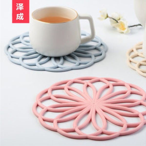 japanese style insulation mat scald preventing met household dining table cushion waterproof oil resistant placemat pot
japanese style insulation mat scald preventing met household dining table cushion waterproof oil resistant placemat pot