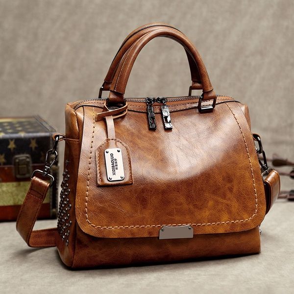 2020 spring and summer new retro fashion riveting nail hand carrying and shoulder carrying aslant pillow women bag
2020 spring and summer new retro fashion riveting nail hand carrying and shoulder carrying aslant pillow women bag