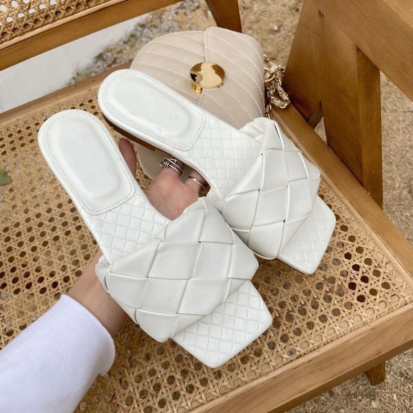 2020 new brand slippers weave leather women sandal open toe flat casual slides summer outdoor beach female flip flops, Black
2020 new brand slippers weave leather women sandal open toe flat casual slides summer outdoor beach female flip flops, Black