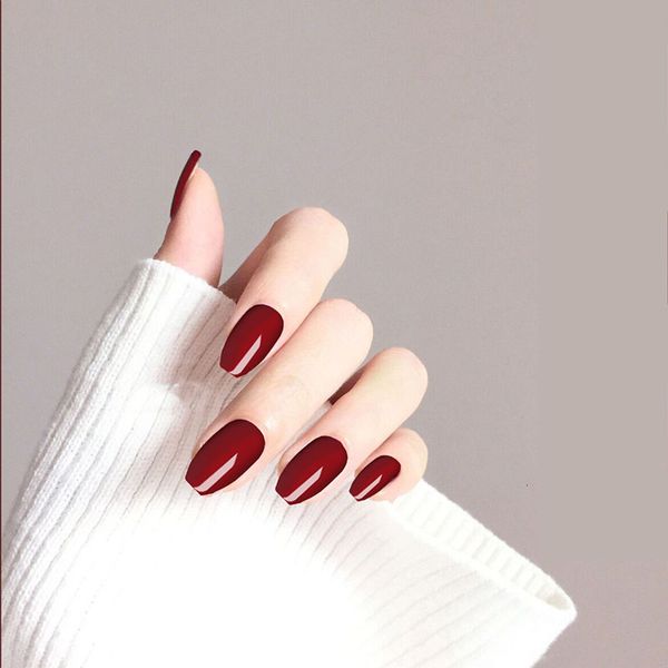 24pcs/box ballet red pure color metal captivating fake nail tips long lasting mid-length full cover fnished press on nails, Red;gold
24pcs/box ballet red pure color metal captivating fake nail tips long lasting mid-length full cover fnished press on nails, Red;gold