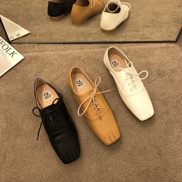 pleated lace up loafers square toe flats solid soft pu leather moccasins net celebrities british soft bottom oxfords shoes women, Black
pleated lace up loafers square toe flats solid soft pu leather moccasins net celebrities british soft bottom oxfords shoes women, Black