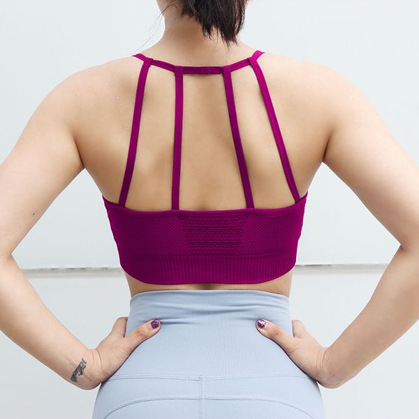 running push up crop seamless sports bra,organic higher support sports bra big breast,workout women sportswear set sport bra, White;black
running push up crop seamless sports bra,organic higher support sports bra big breast,workout women sportswear set sport bra, White;black